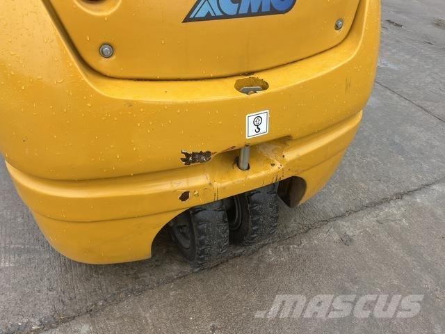 XCMG XCB-TW 电动叉车