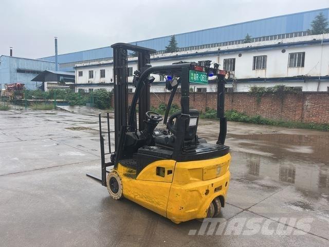 XCMG XCB-TW18 电动叉车