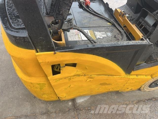 XCMG XCB-TW18 电动叉车