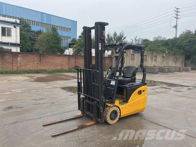XCMG XCB-TW18 电动叉车