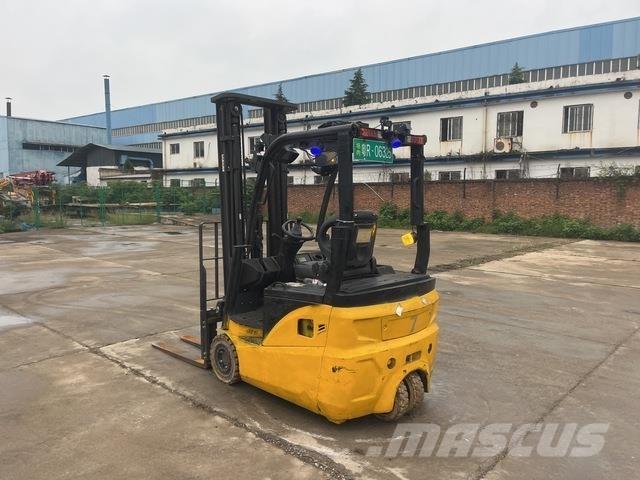 XCMG XCB-TW18 电动叉车