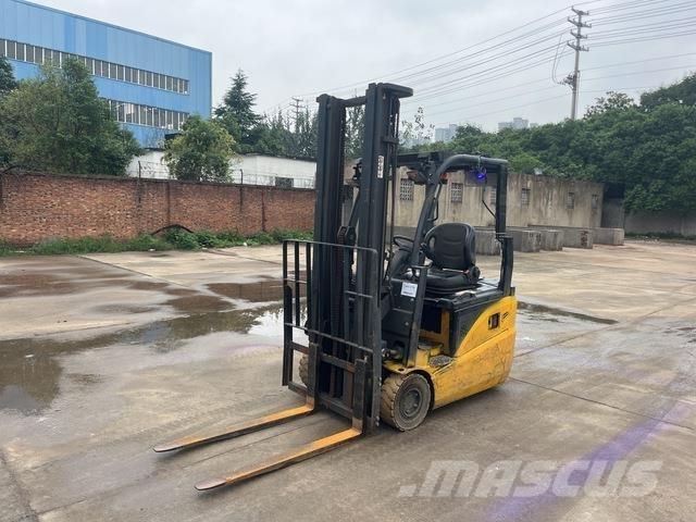 XCMG XCB-TW18 电动叉车