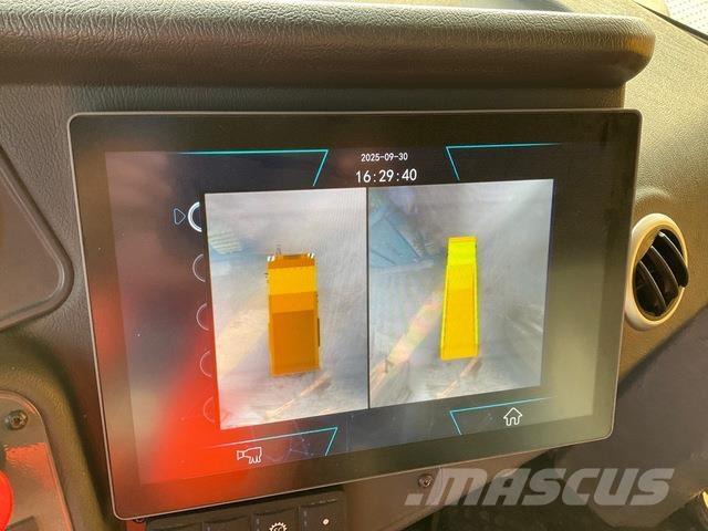 XCMG XDE150 铰接式自卸车