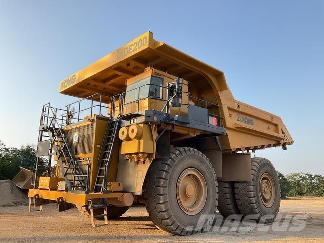XCMG XDE200 铰接式自卸车