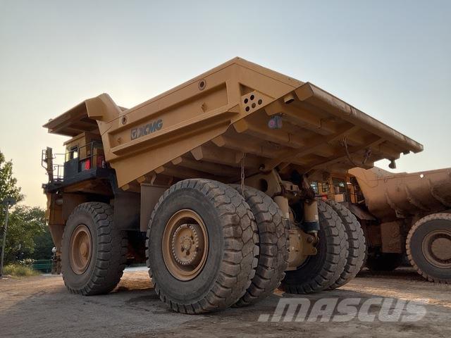 XCMG XDE200 铰接式自卸车