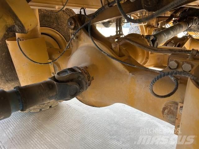 XCMG XDR70T 铰接式自卸车