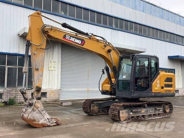 XCMG XE135G 履带挖掘机