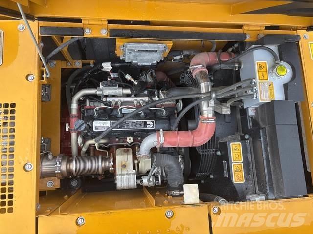 XCMG XE155GA 履带挖掘机