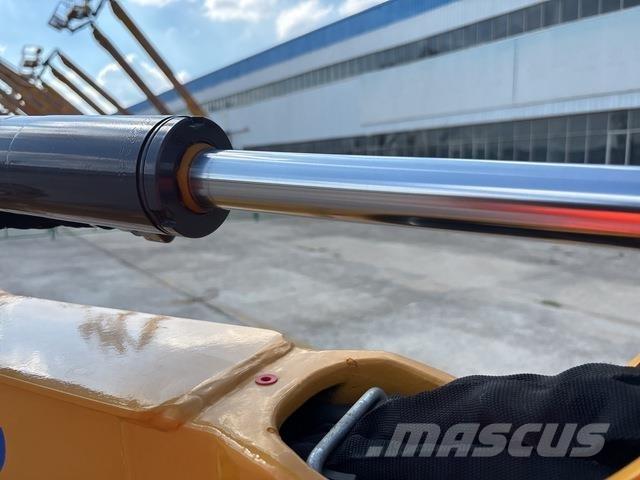 XCMG XE17U 小型挖掘机