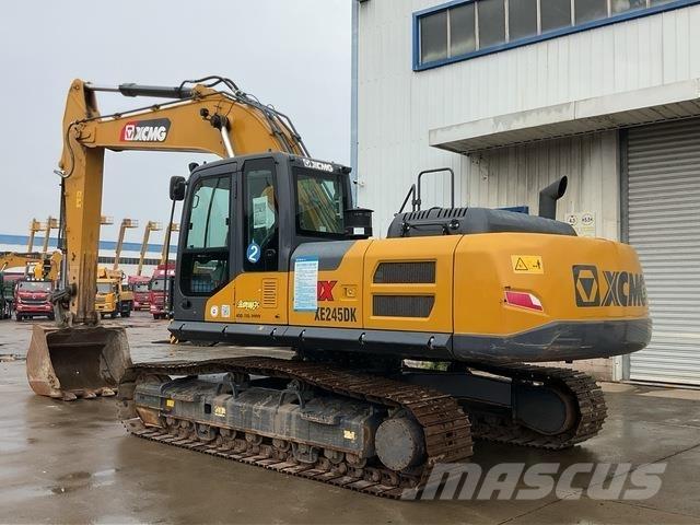 XCMG XE245DK 履带挖掘机