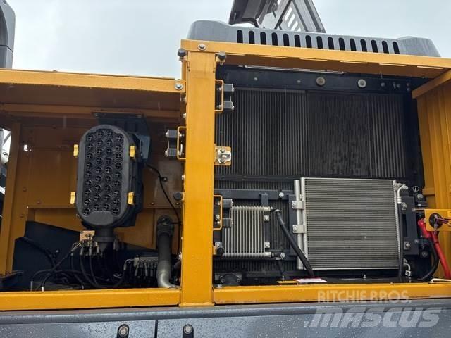 XCMG XE380CIV 履带挖掘机