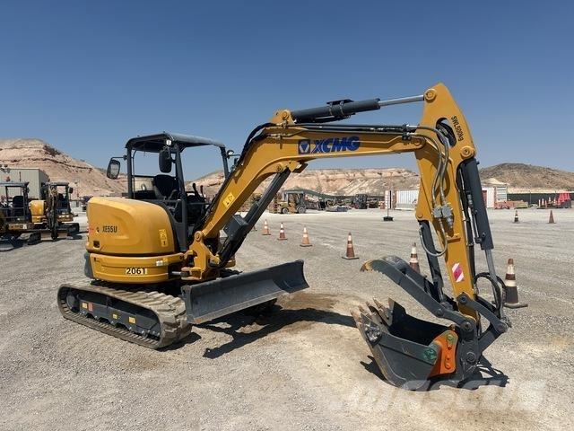 XCMG XE55U 履带挖掘机
