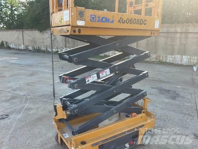 XCMG XG0608DC 剪叉式升降机