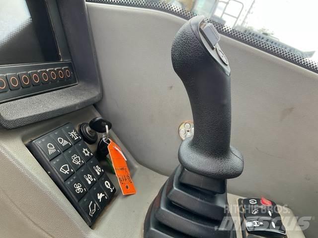 Yanmar B110W 轮式挖掘机