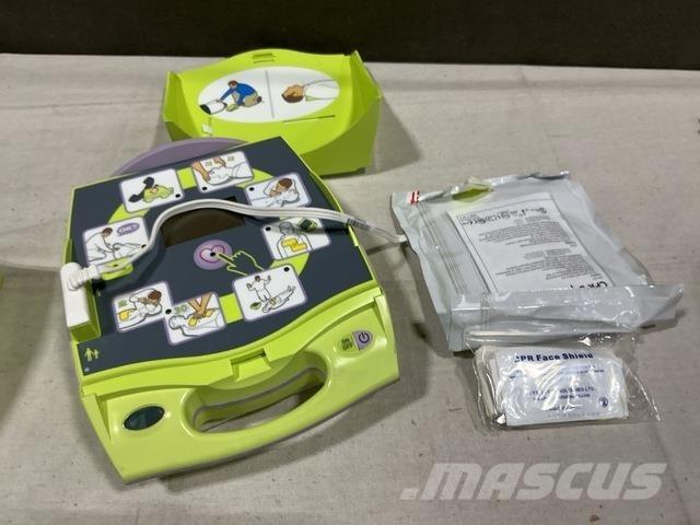  Zoll AED Plus 建筑机械-其他