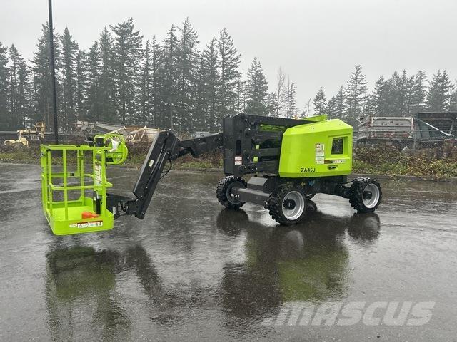 Zoomlion ZA45J 曲臂高空工作平台