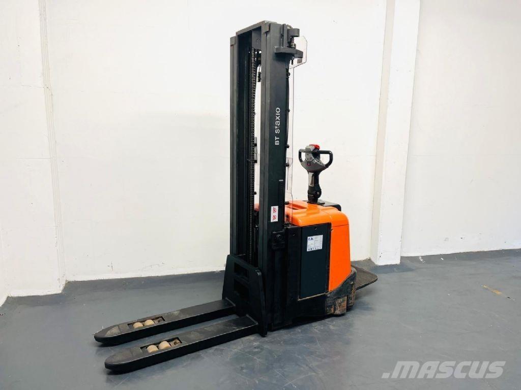 BT SPE160L 手推堆垛车