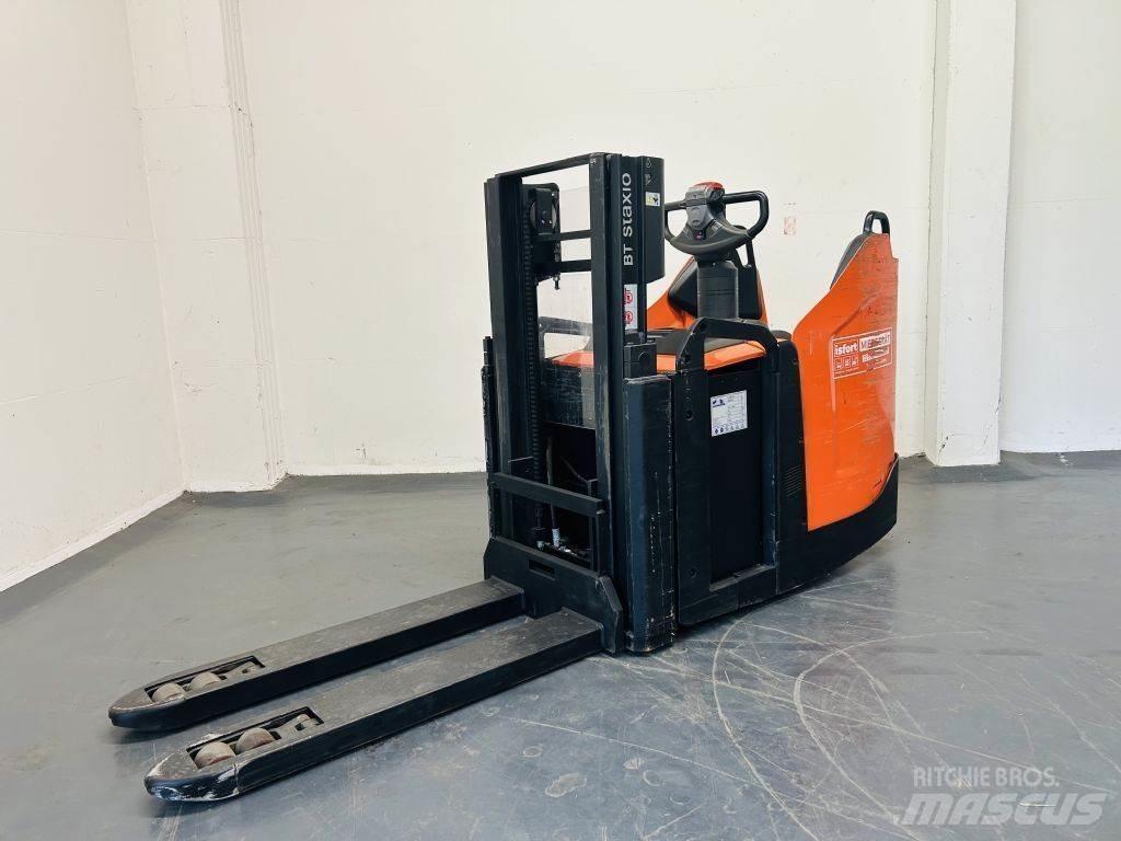 BT SPE200D 行走式堆垛机