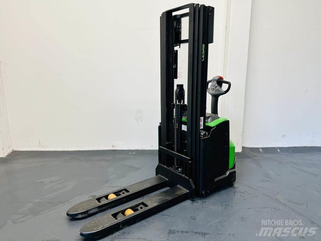Cesab S214L 手推堆垛车