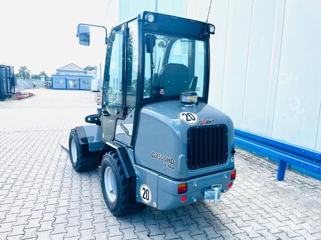 GiANT G2500 X-TRA HD 轮式装载机