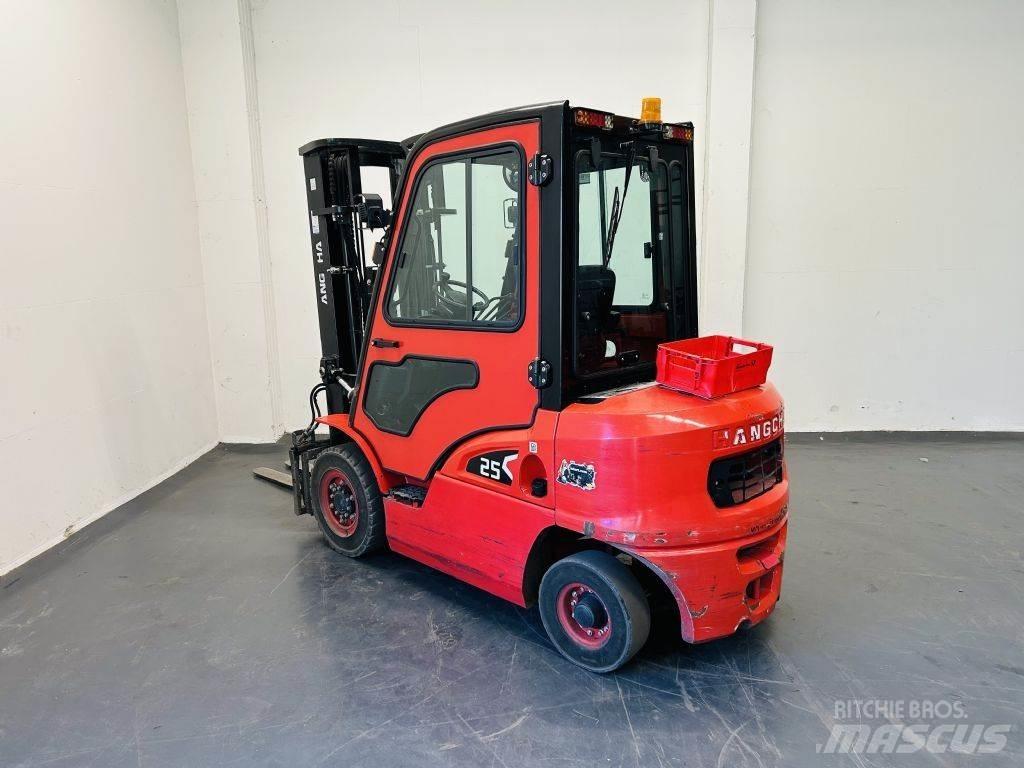 Hangcha CPCD25-XRW92F 柴油叉车