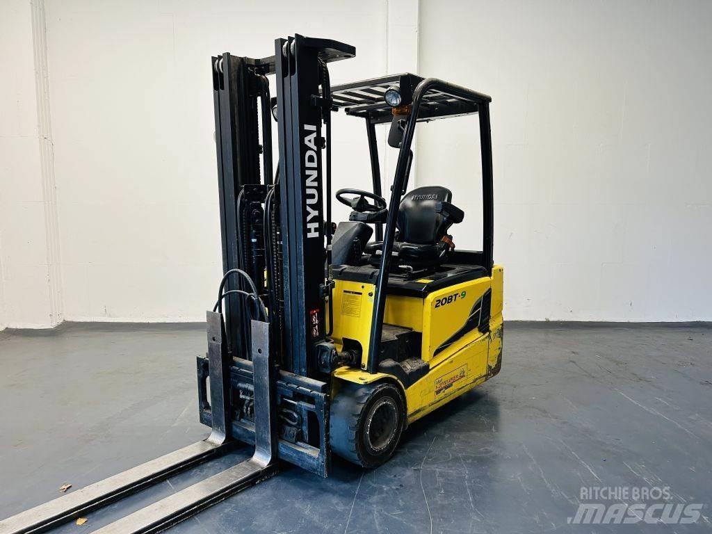 Hyundai 20BT-9 电动叉车