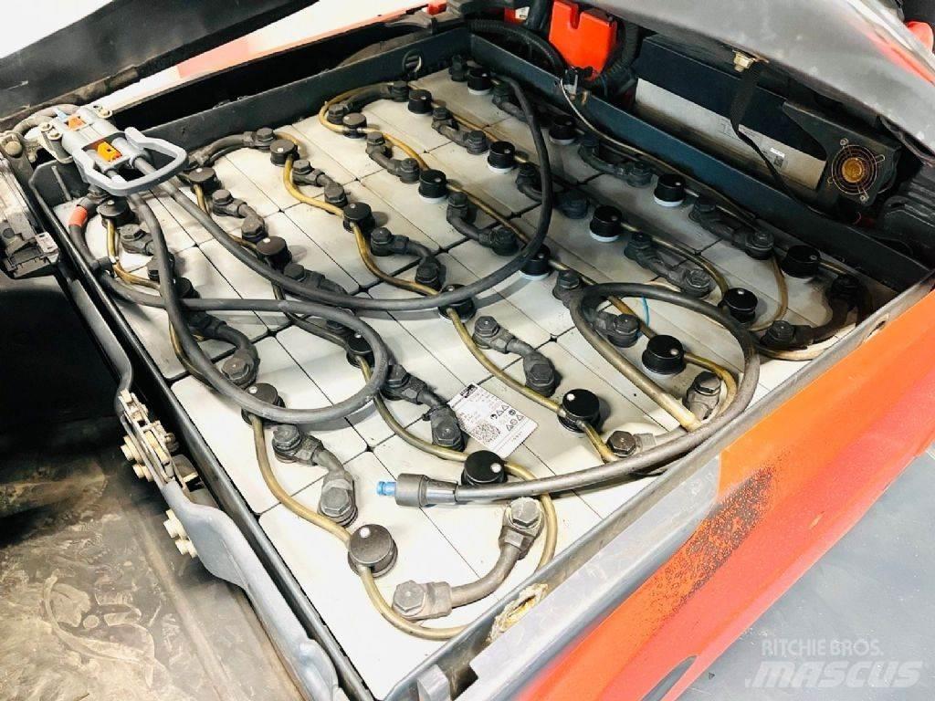 Linde E20PL-02 电动叉车