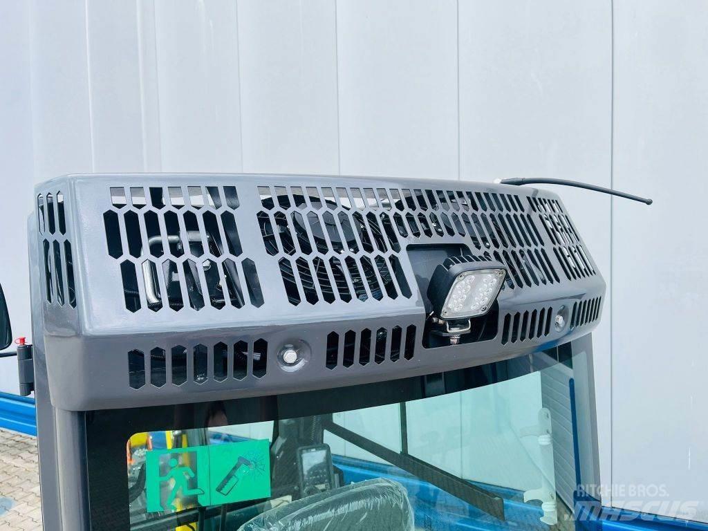 XCMG XE20E PRO 小型挖掘机