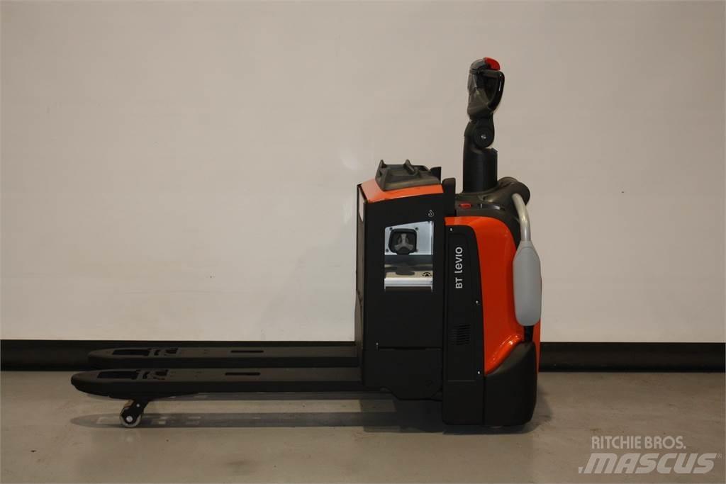 Toyota LPE220 手摇升降机