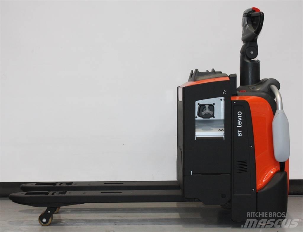 Toyota LPE220 手摇升降机