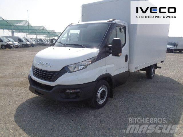 Iveco 35S16 厢式货车