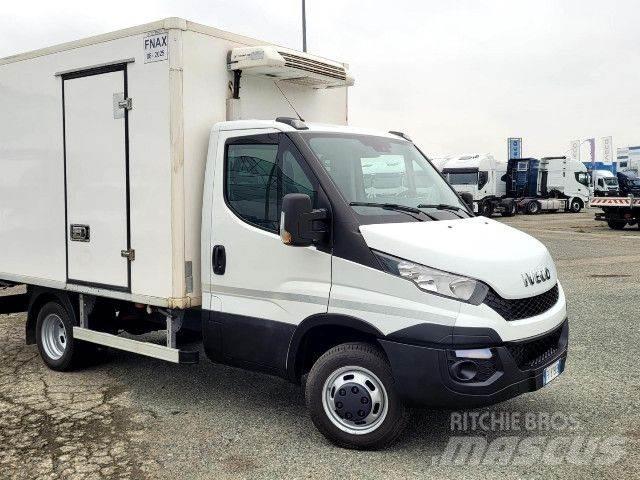Iveco 50C15 冷藏车