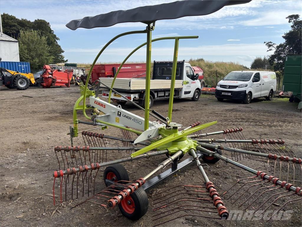 CLAAS LINER 450 犁耙和摊草机