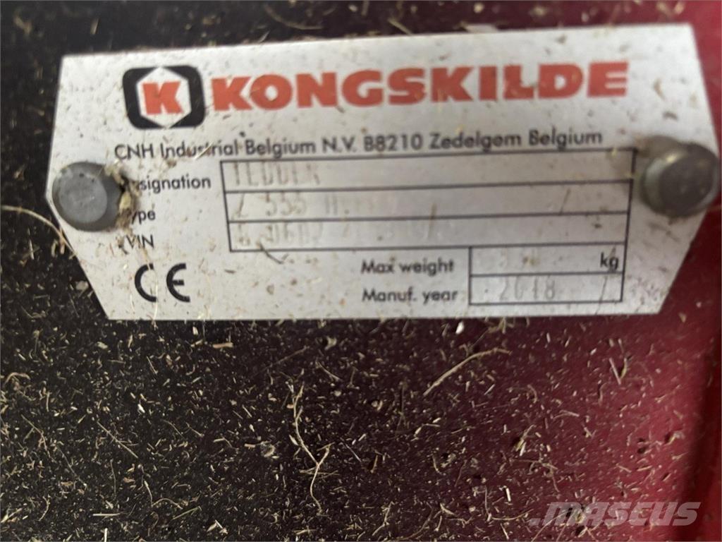 Kongskilde Z555 犁耙和摊草机