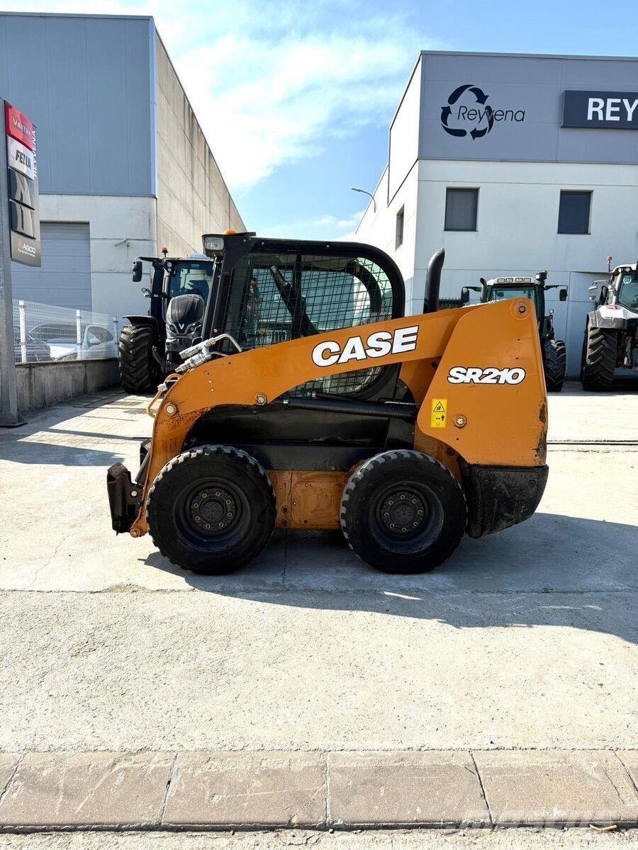 CASE SR210 轮式装载机
