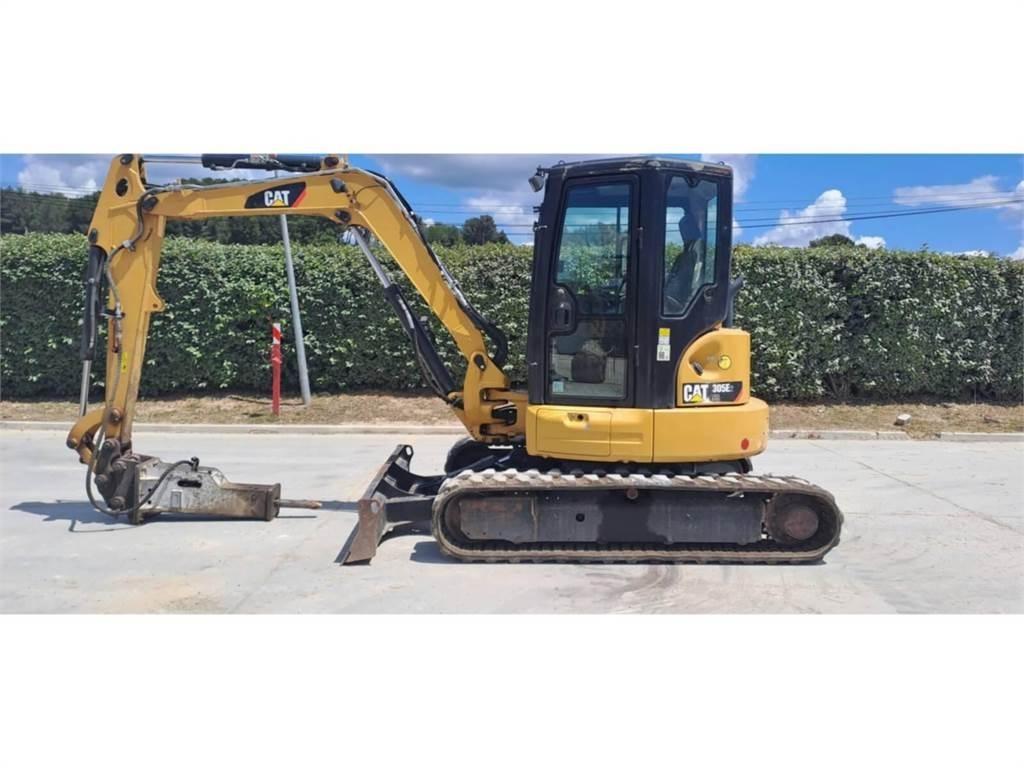 CAT 305E2 小型挖掘机