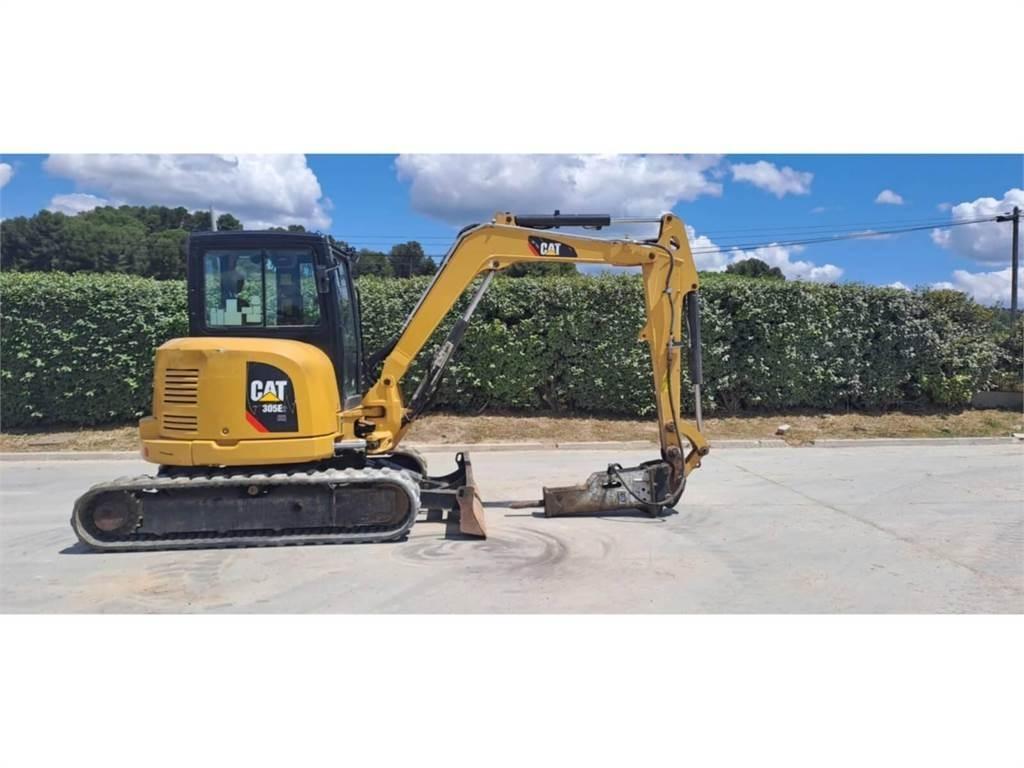 CAT 305E2 小型挖掘机