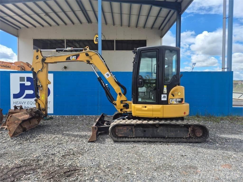 CAT 305E2 中型挖掘机