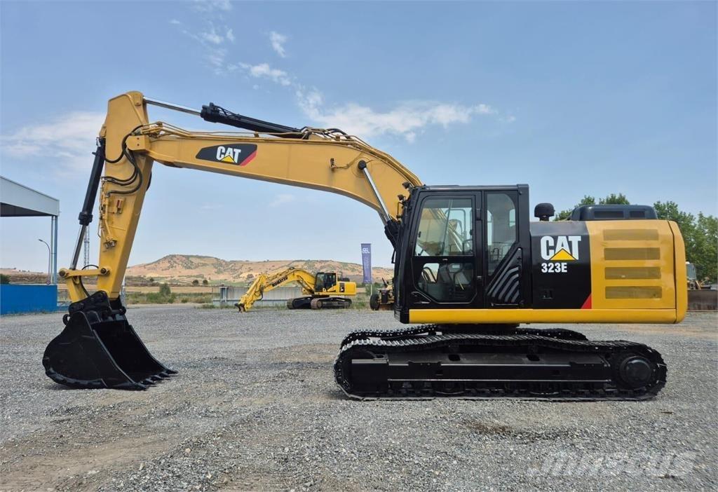 CAT 323ELN 履带挖掘机