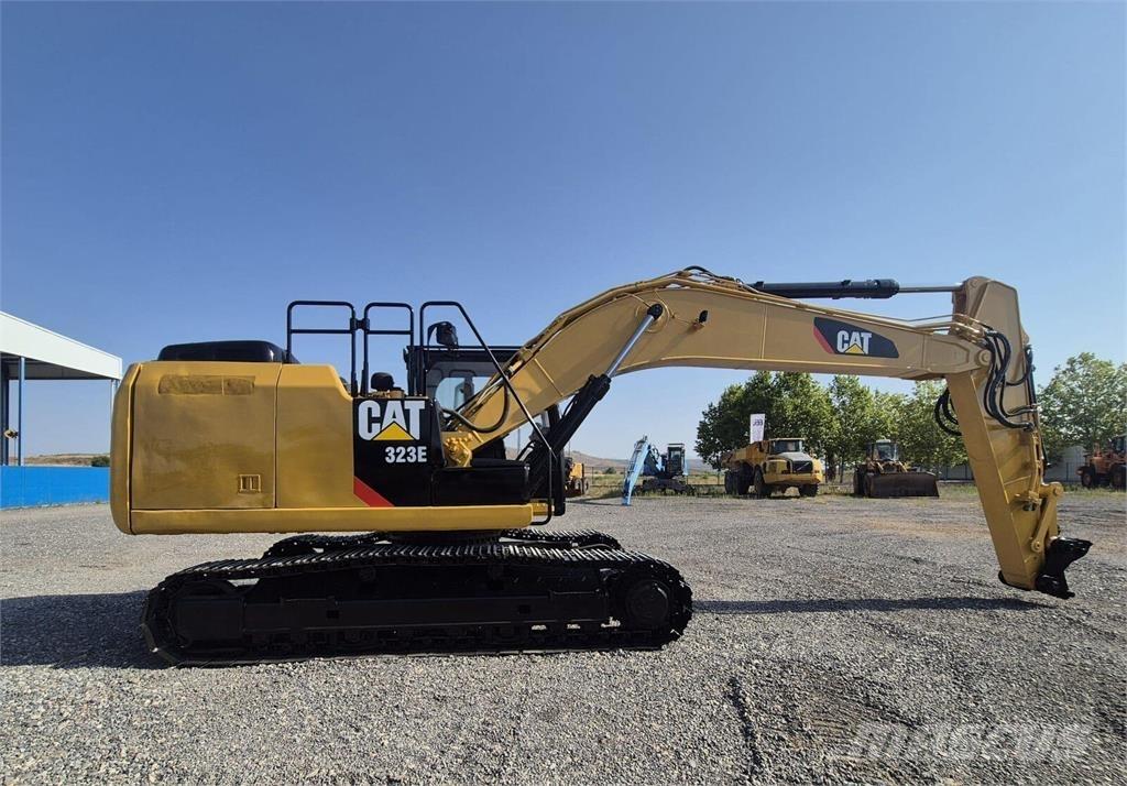 CAT 323ELN 履带挖掘机