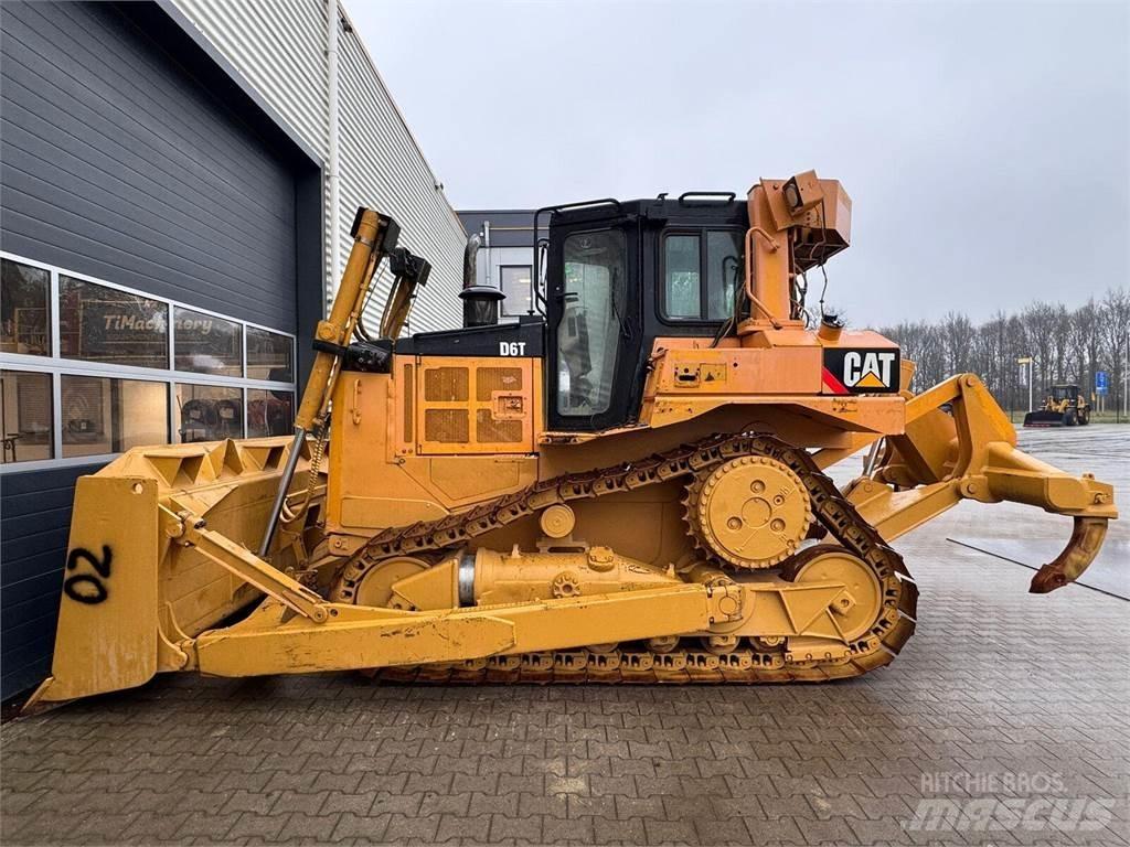 CAT D6T 履带式推土机