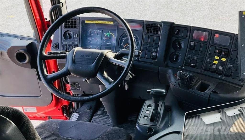 Scania 124L 消防车