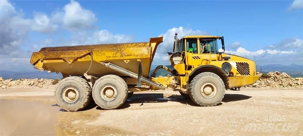 Volvo A35D 铰接式自卸车