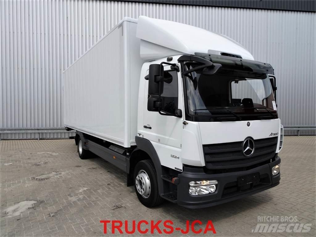 Mercedes-Benz Atego 1224 厢式货车