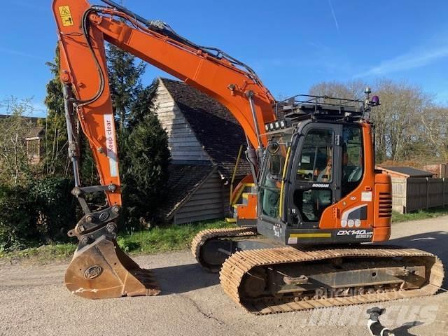 Doosan DX140LCR 履带挖掘机
