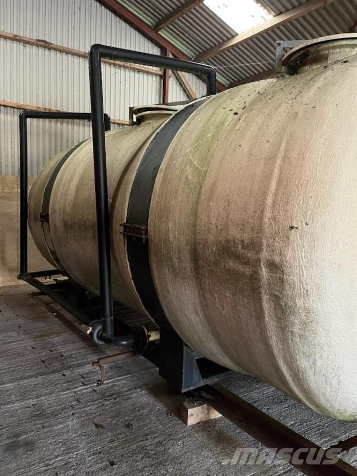  15.000 L vandtank 装料斗，气动吸粮机，升运机