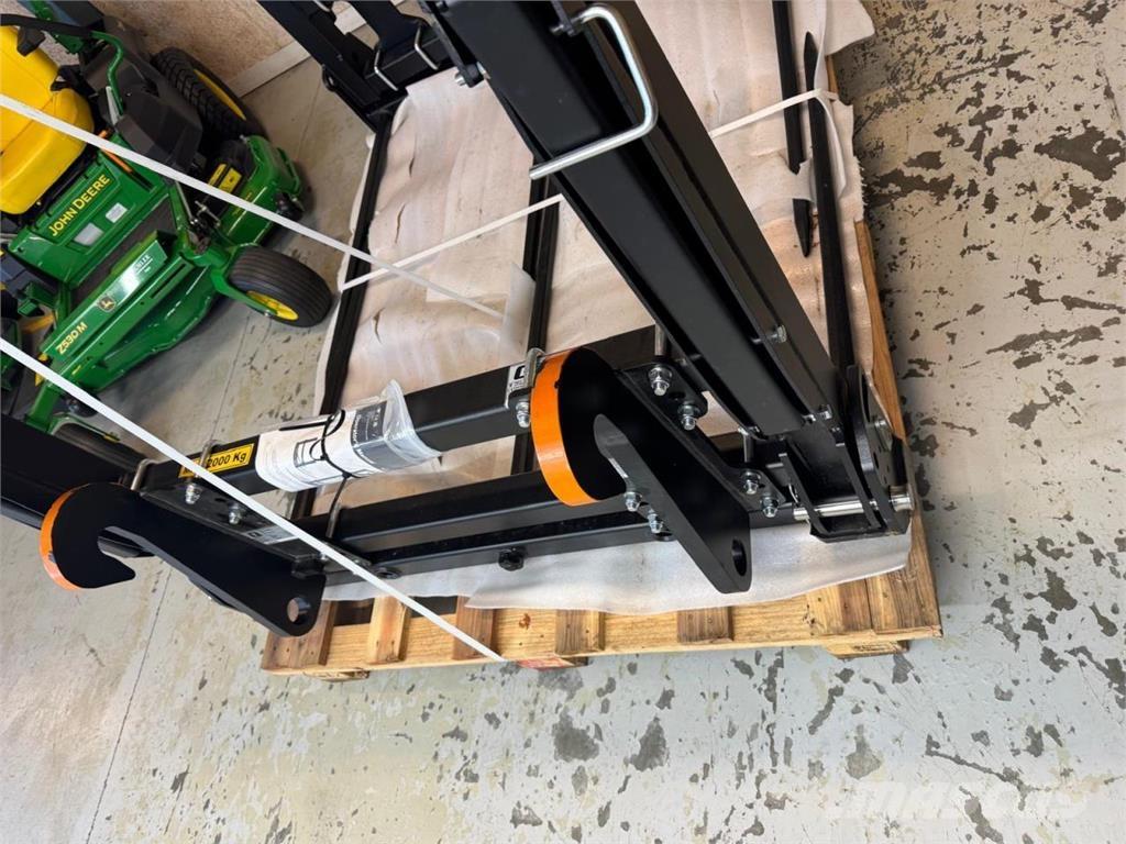 Ålö BALLESPYD 前装载和挖掘机