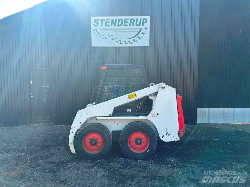Bobcat S130 小型装载机
