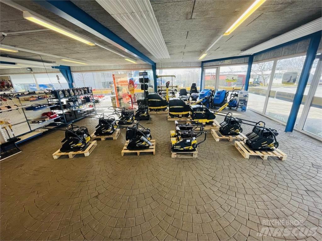 Bomag BP 25/50 平板夯