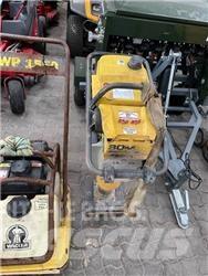 Bomag BT602 匝道机